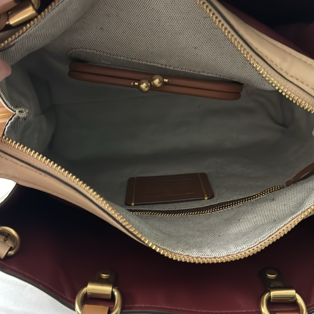 Coach Rogue in Colorblock - Picture 6 of 9